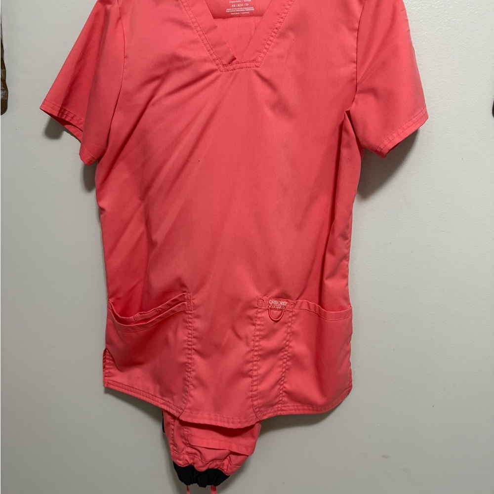 Cherokee Workwear Coral V-Neck Scrub Set